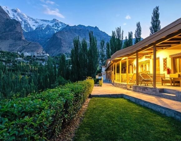 Gilgit Baltistan Tour